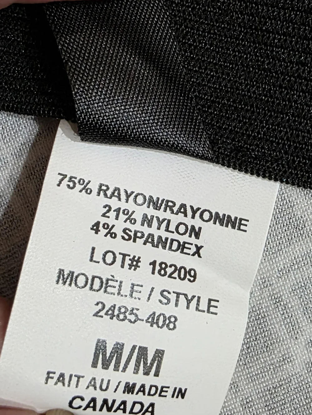 Studio Point Black & White Diamond Pattern Pencil Skirt - Size Medium